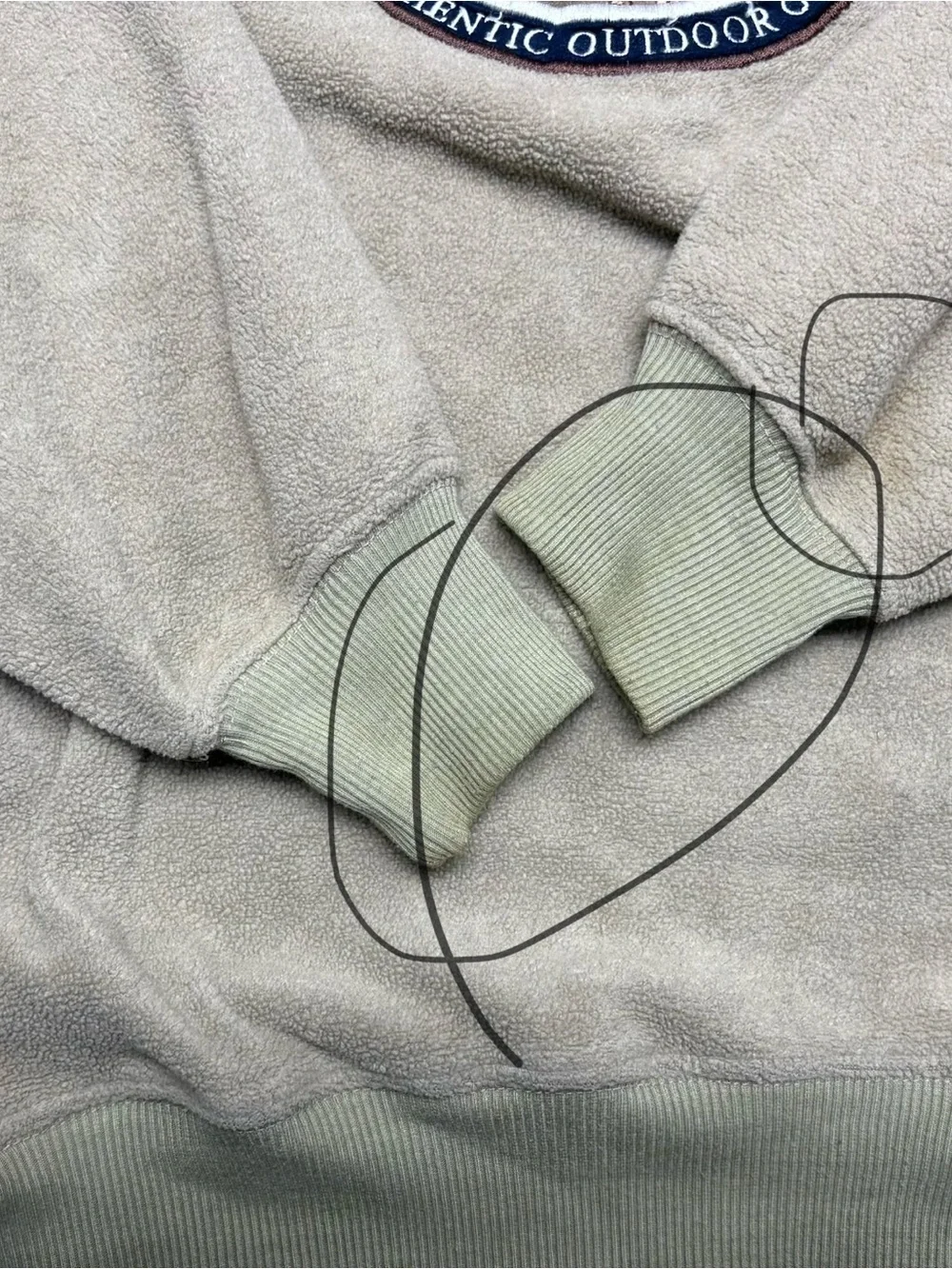 Vintage Wooland Trail sweatshirt